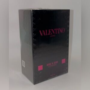 Valentino Born in Roma Extradose